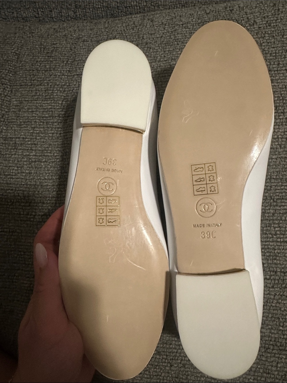 White Leather Chain-Logo Loafers - Picture 3 of 7